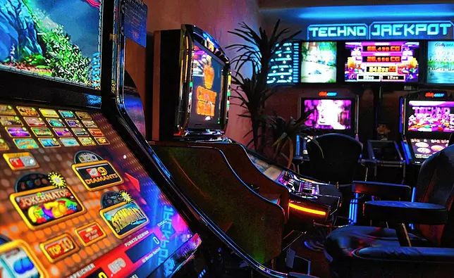 پاکستان میں PlayOJO کا آن لائن کیسینو سیکشن کھولیں۔